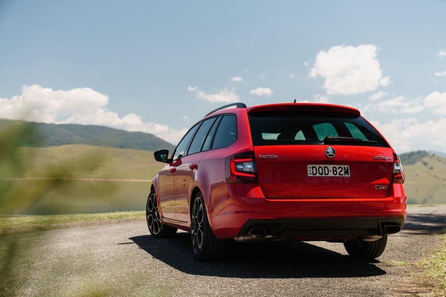  Skoda Octavia RS 245 Combi (5E) 2017 года  (AU) (фото 24 из 40)